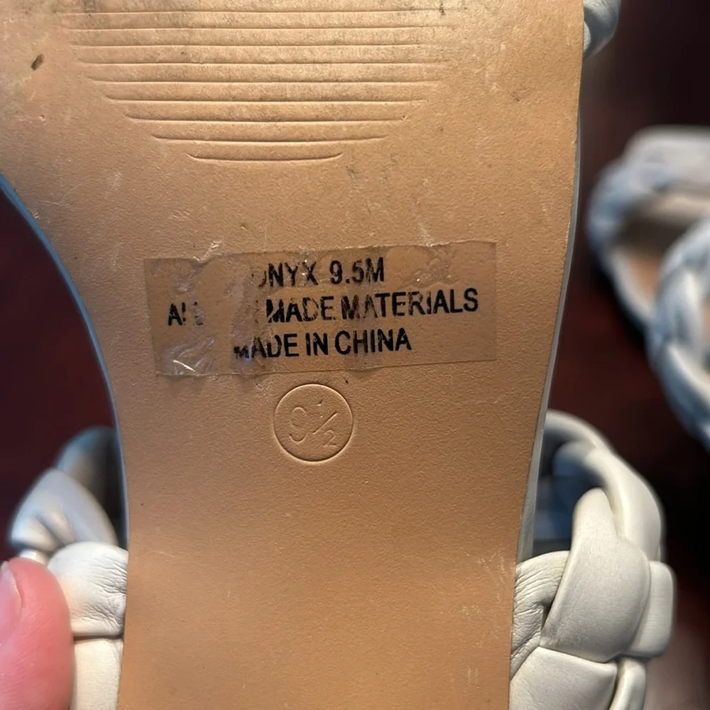 Sincerely Jules Woven White Heels - Picture 7 of 7